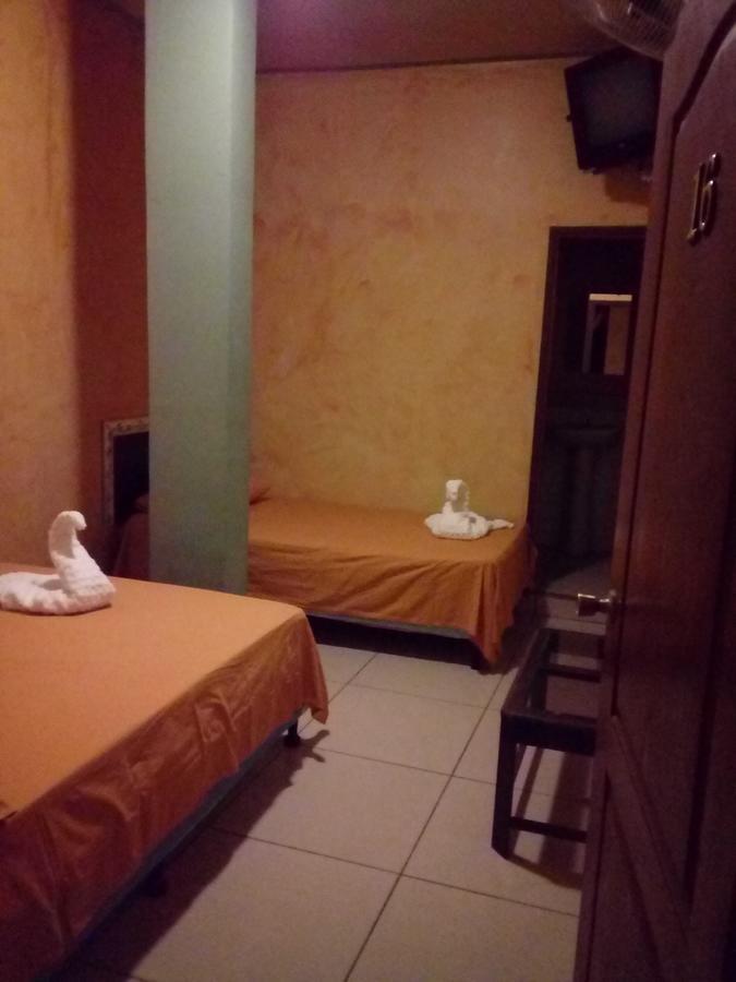Hotel Escalon Санта-Роса-де-Копан Екстер'єр фото